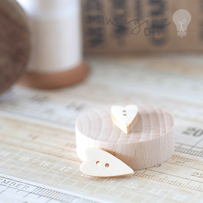 Light Folk Heart Wooden Buttons - Pack of 10 ImagineDIY