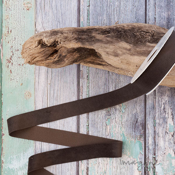 Deluxe Moleskin Brown Velvet Ribbon ImagineDIY 25mm 1 Meter