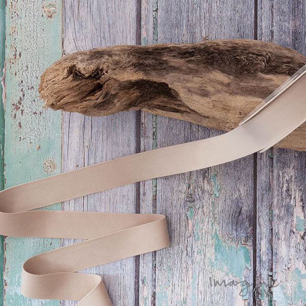 Deluxe Pebble Cream Velvet Ribbon ImagineDIY 25mm 1 Meter