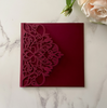 Wisteria Laser Cut Taschenfalt-Hochzeitseinladung – Marineblau