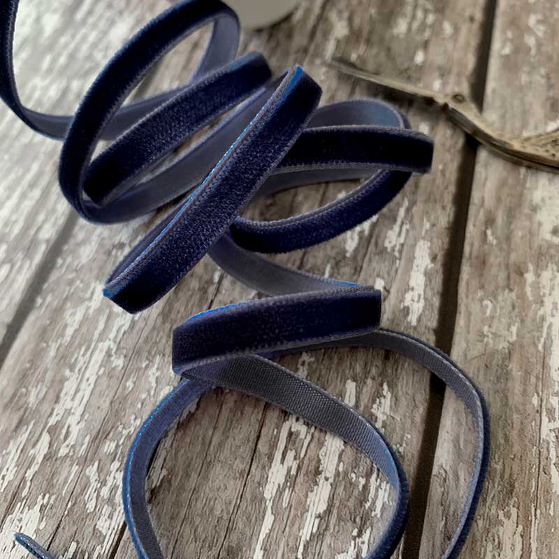 Navy Blue Velvet Ribbon - 3 Meter Roll