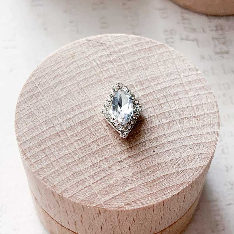 Alma-small-diamond-shaped-crystal-embellishment-diy-wedding-invitation