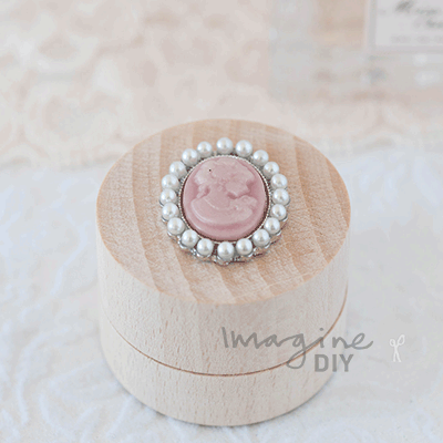 Cameo_charm_dusky_pink_embellishment_with_pearl_border_decorate_diy_wedding_invitations_crafts