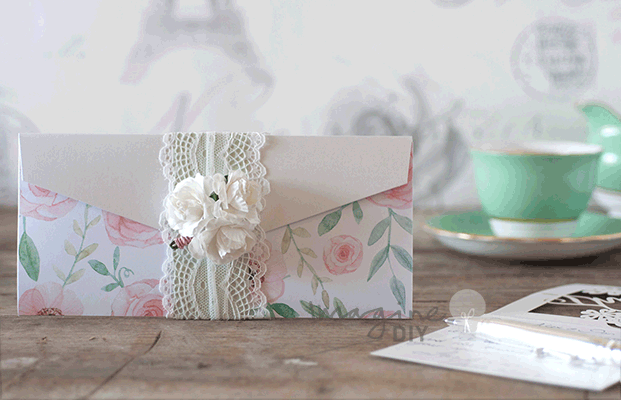 DIY_wedding_invitation_pocket_with_flowers_make_your_own_wedding_stationery