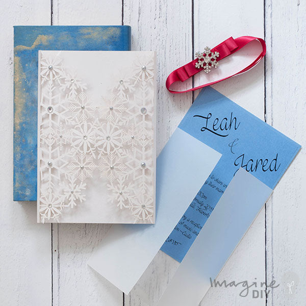 DIY_wedding_invitation_with_snowflakes_for_winter