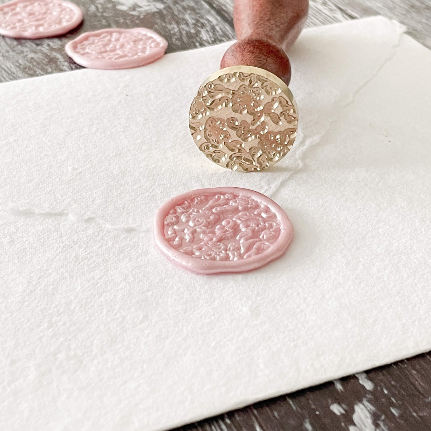 floral-wax-stamp