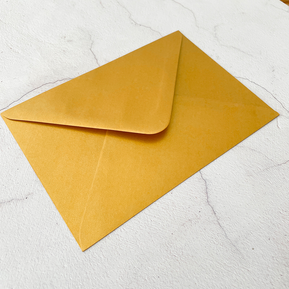 c6-invitation-envelope-in-gold