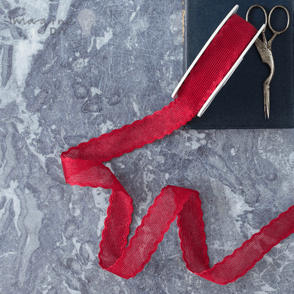 Red Scalloped Edged Ribbon 25mm - Imagine DIY