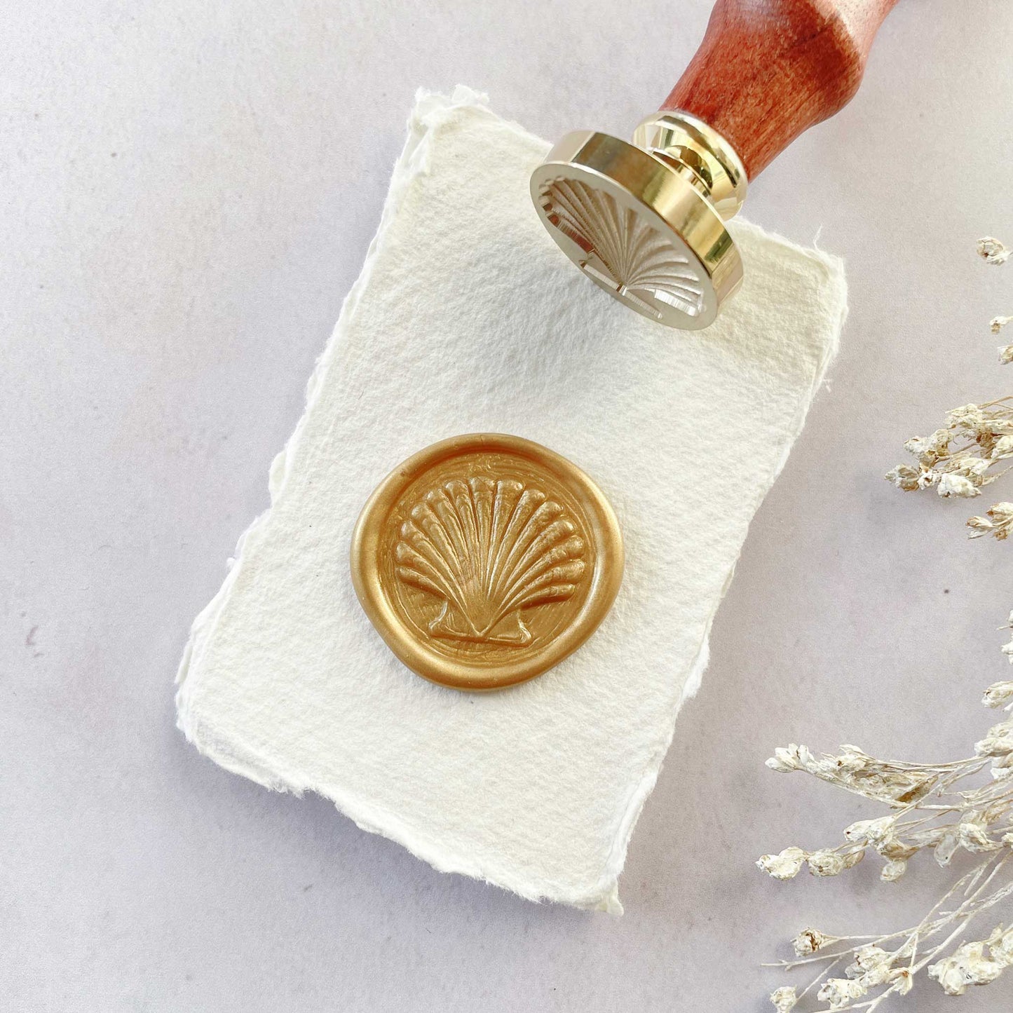 seashell-brass-stamp-for-wax-seals