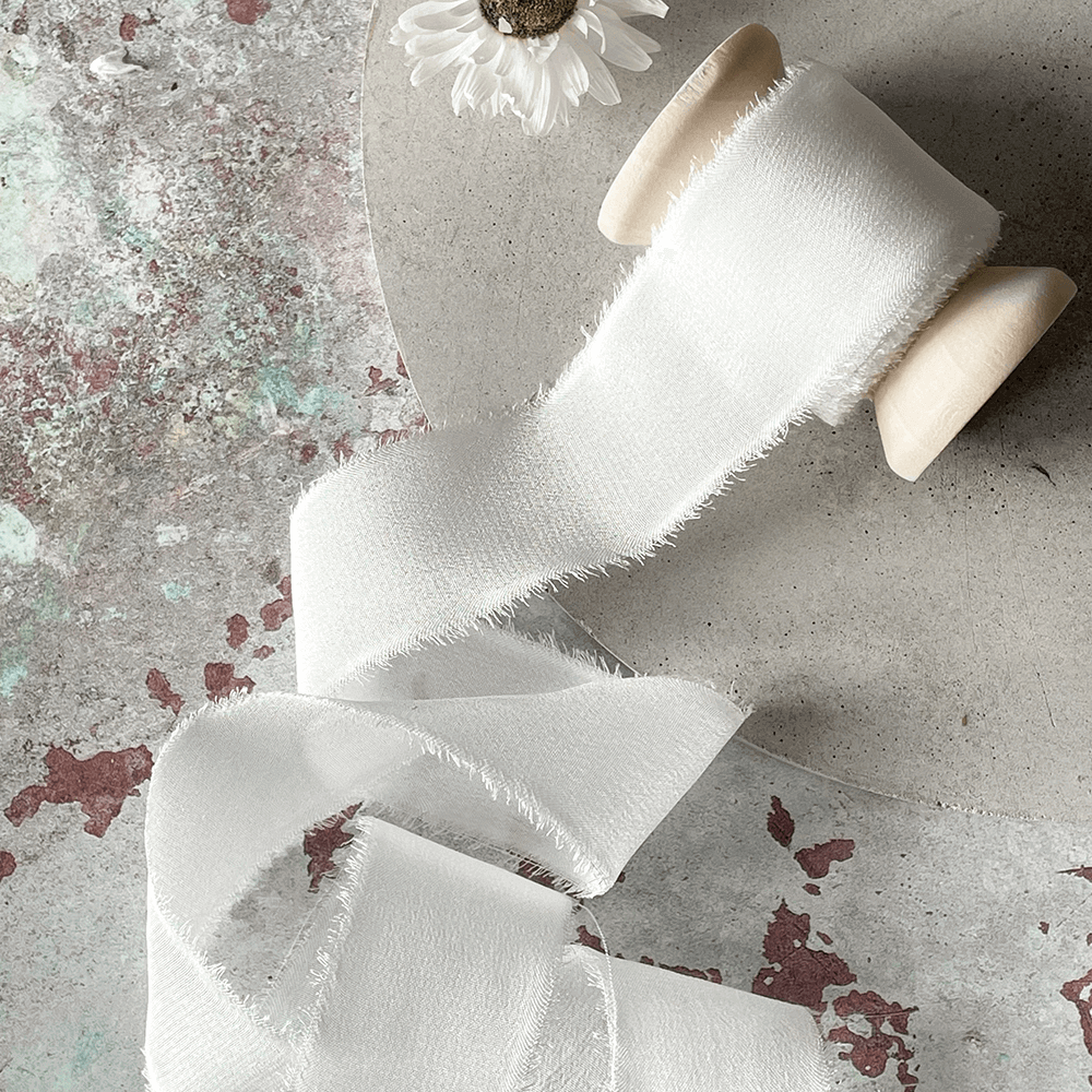 Wide silk outlet ribbon